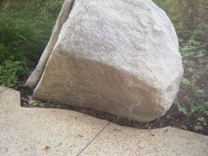 hardscape_rock_boulders-2.jpg